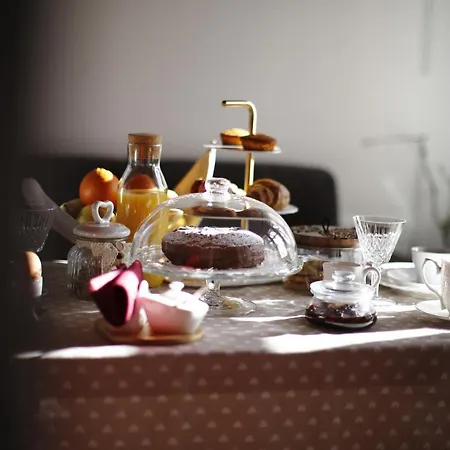 Le Mammole Bed & Breakfast *